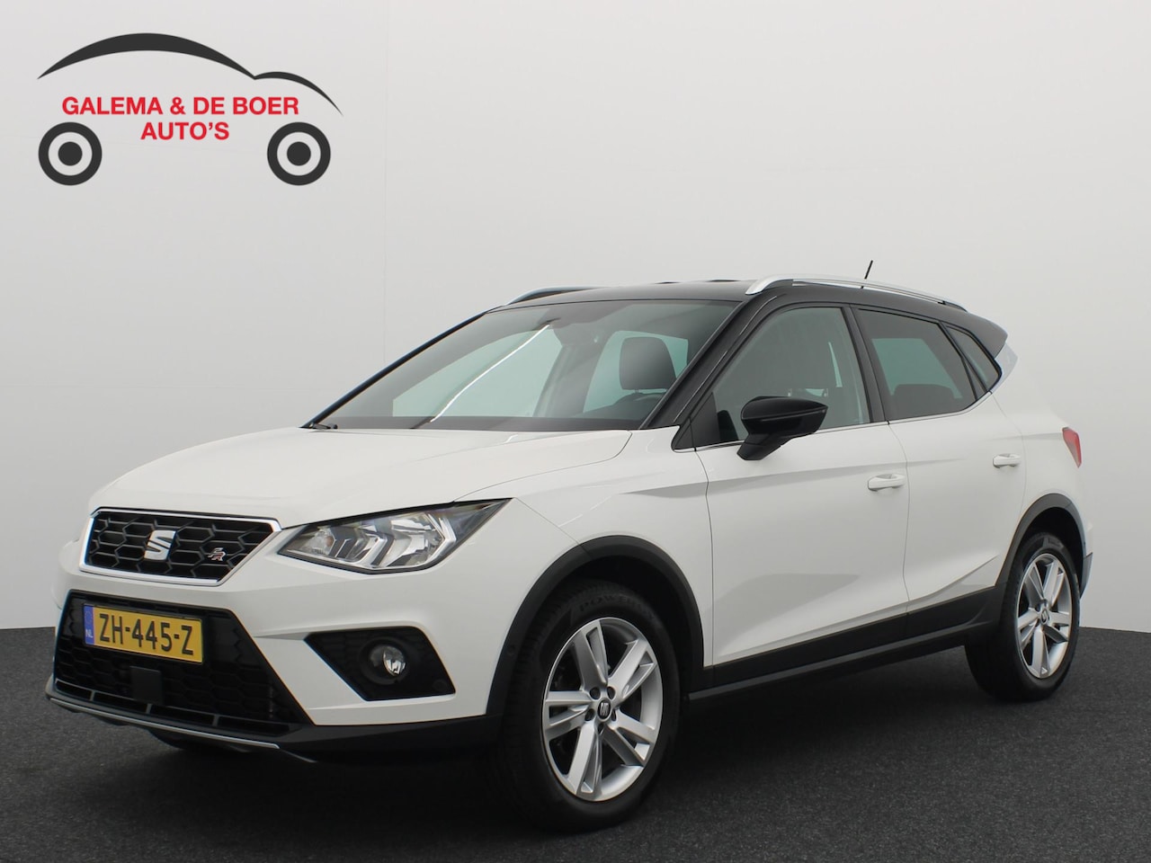 SEAT Arona - 1.5 TSI EVO FR Business Intense 4 CILINDER / VIRTUAL / NAVI / CARPLAY / PDC / CAMERA / KEY - AutoWereld.nl