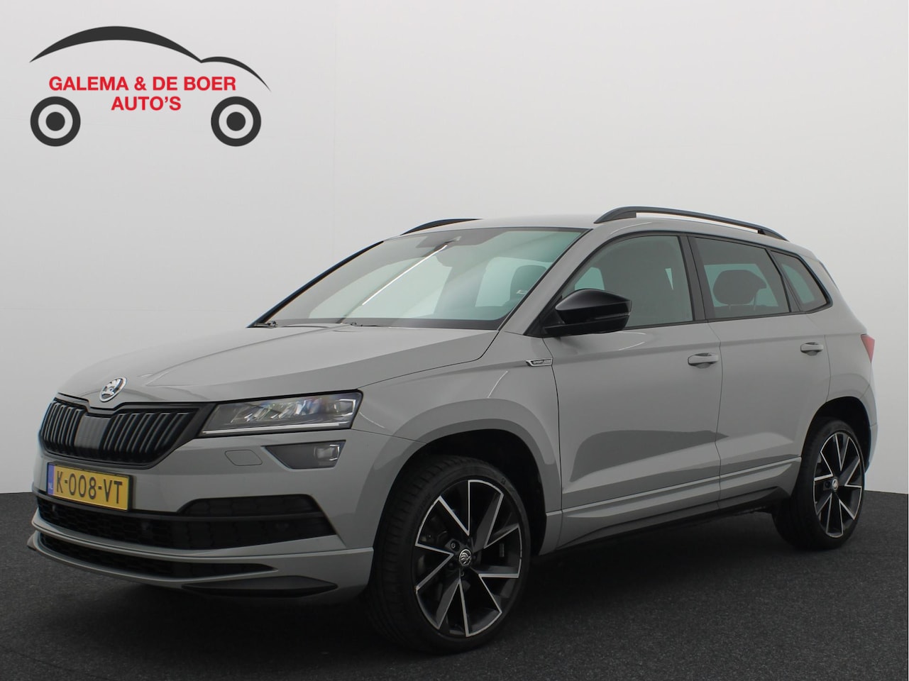 Skoda Karoq - 1.5 TSI ACT Sportline Business AUTOMAAT / FULL LED / KEYLESS / STOELVERW / STUURVERW / CAM - AutoWereld.nl