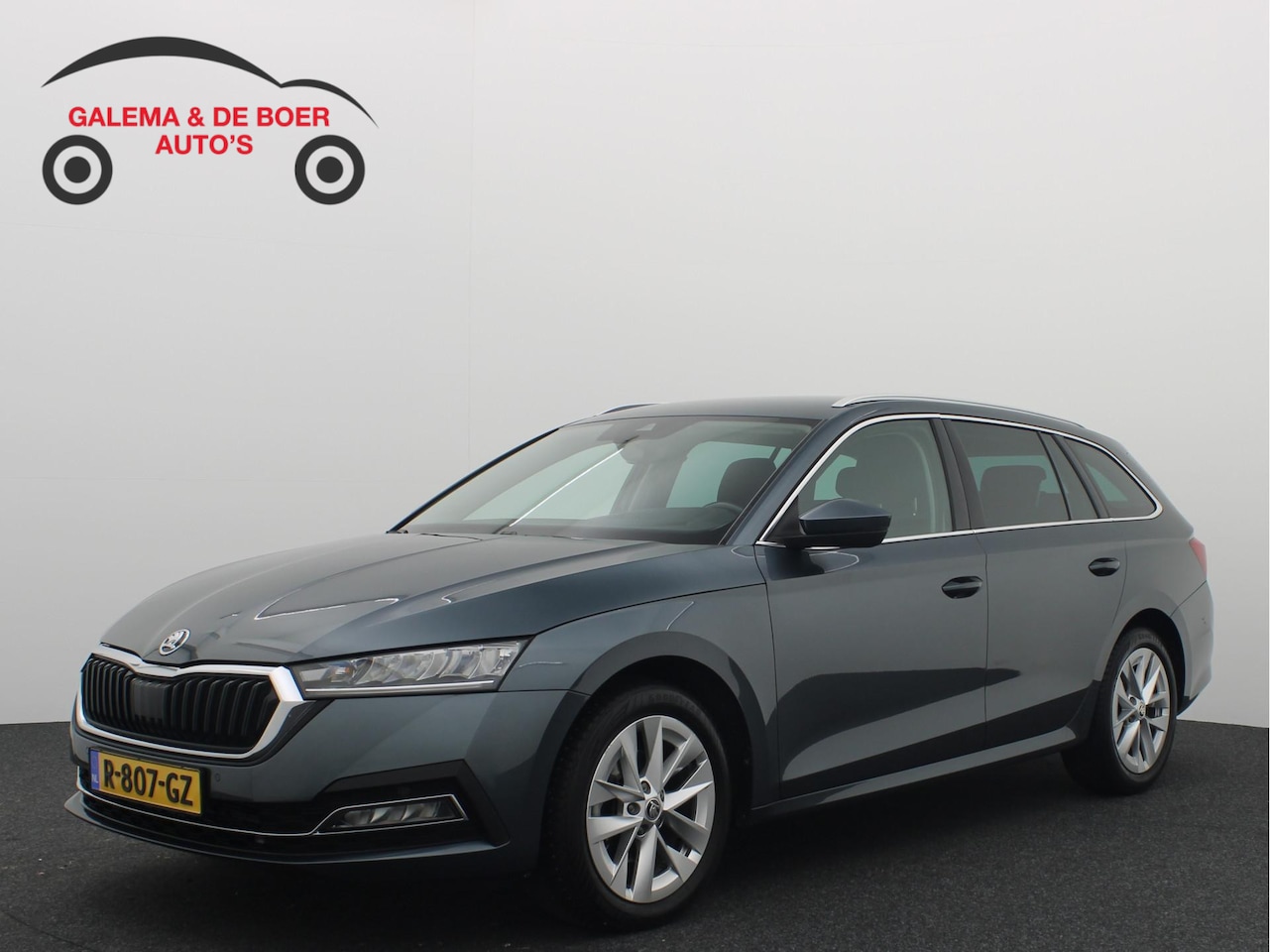 Skoda Octavia Combi - 1.5 e-TSI 150PK Business Edition Plus AUTOMAAT / HUD / VIRTUAL / STOELVERW / CAMERA / DAB+ - AutoWereld.nl