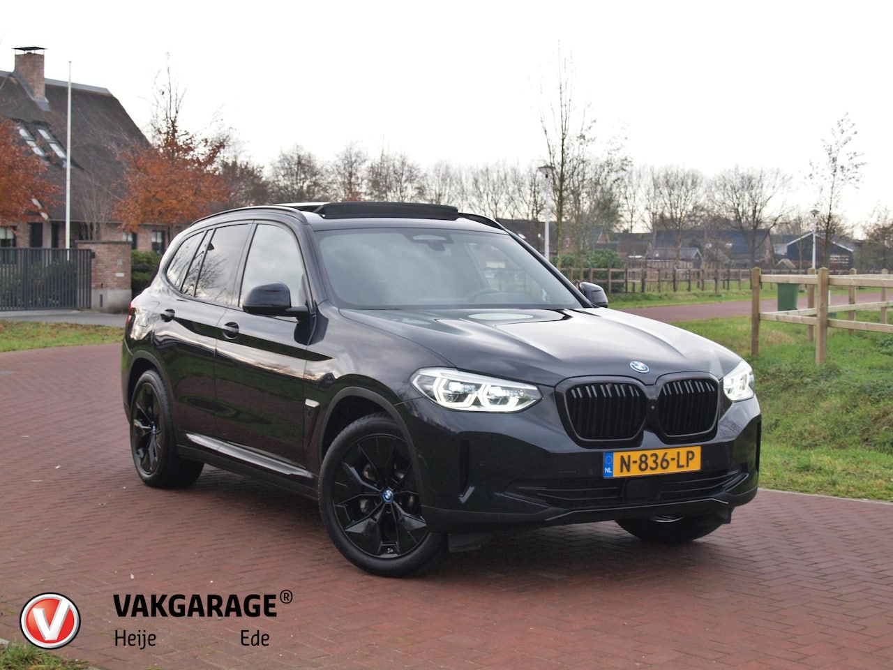 BMW iX3 - High Executive 80 kWh | Panoramadak | 360 Camera | Harman Kardon | Head-up Display | Sfeer - AutoWereld.nl