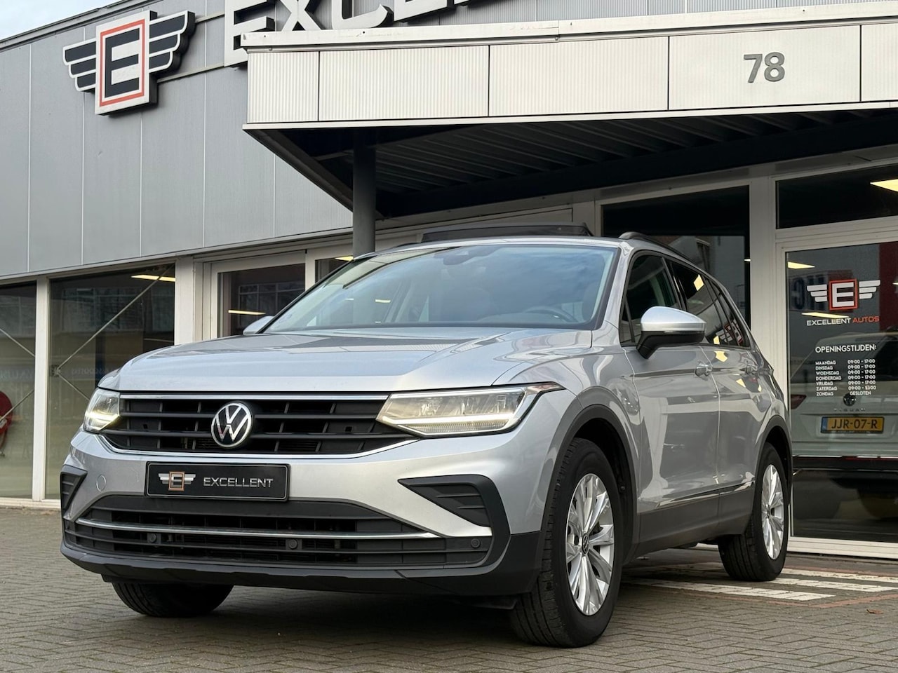 Volkswagen Tiguan - 1.5 TSI DSG Life | Panoramadak - AutoWereld.nl