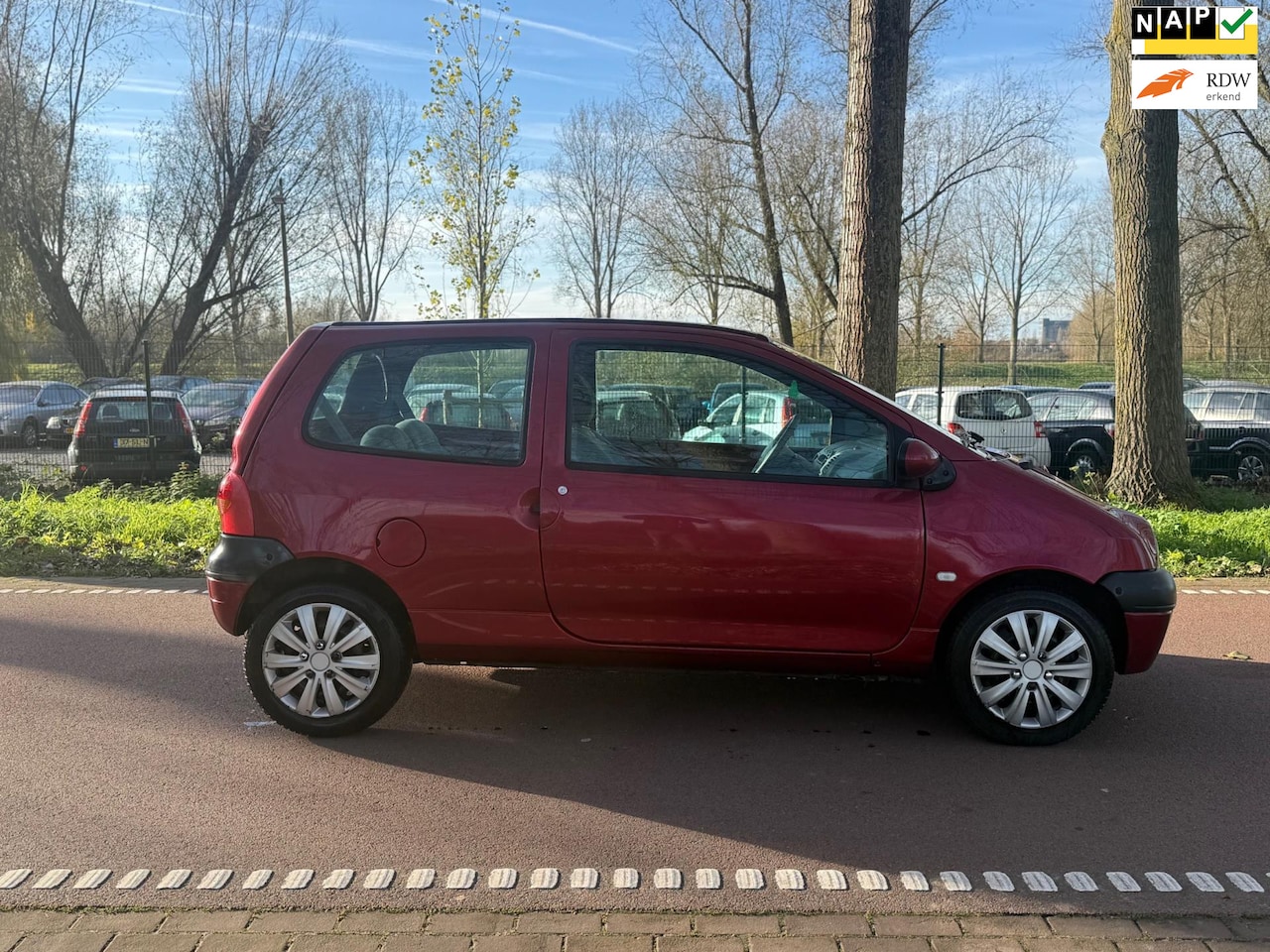 Renault Twingo - 1.2-16V Expression Quickshift 5 AUTOMAAT!APK!KOOPJE! - AutoWereld.nl