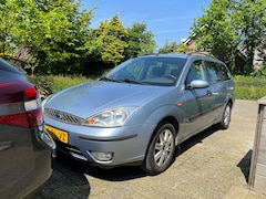 Ford Focus Wagon - 1.6-16V Futura