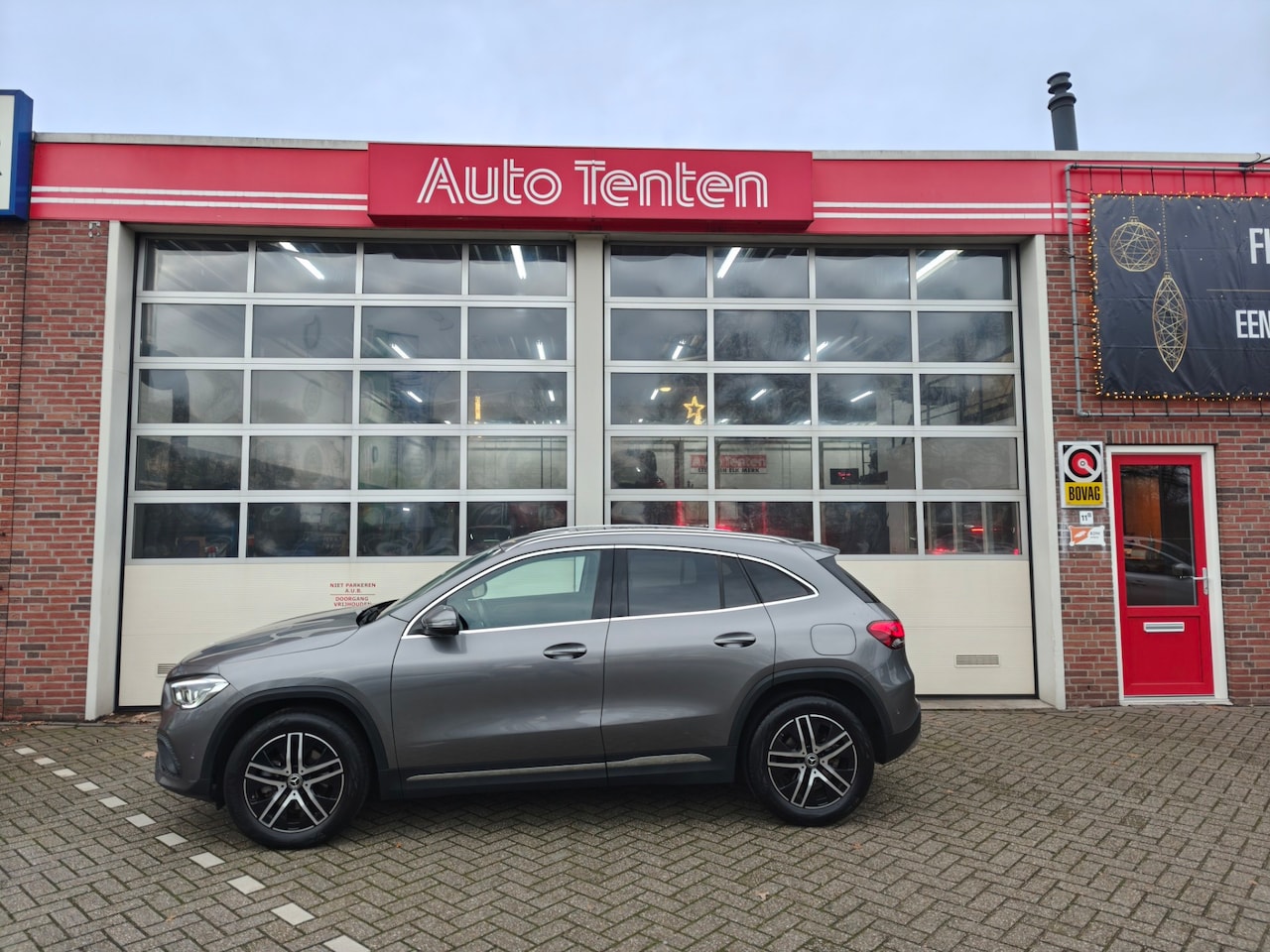 Mercedes-Benz GLA-Klasse - 200 Style 200 Style, Camera, PDC, Led, Leer, Lage kms, NAP - AutoWereld.nl