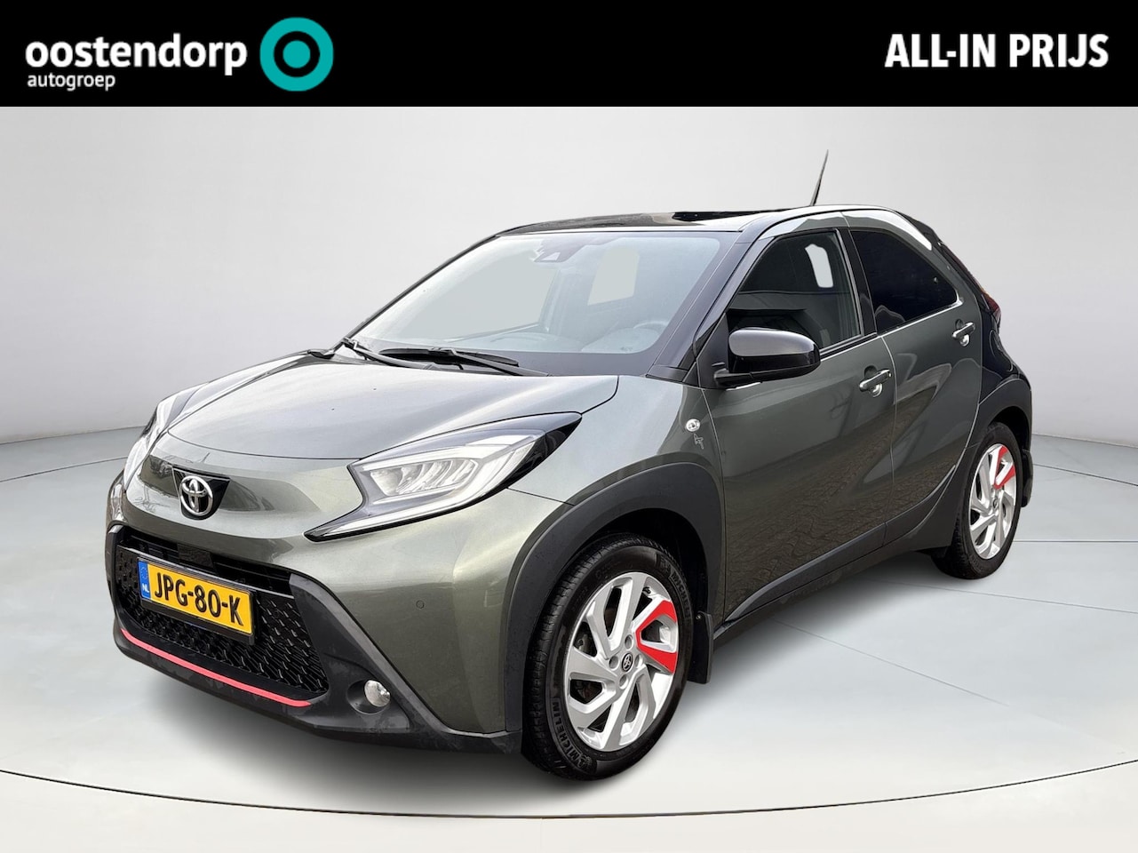 Toyota Aygo X - 1.0 VVT-i S-CVT Envy **NAVIGATIE/ TREKHAAK/ STOELVERWARMING/ PARKEERSENSOREN** - AutoWereld.nl
