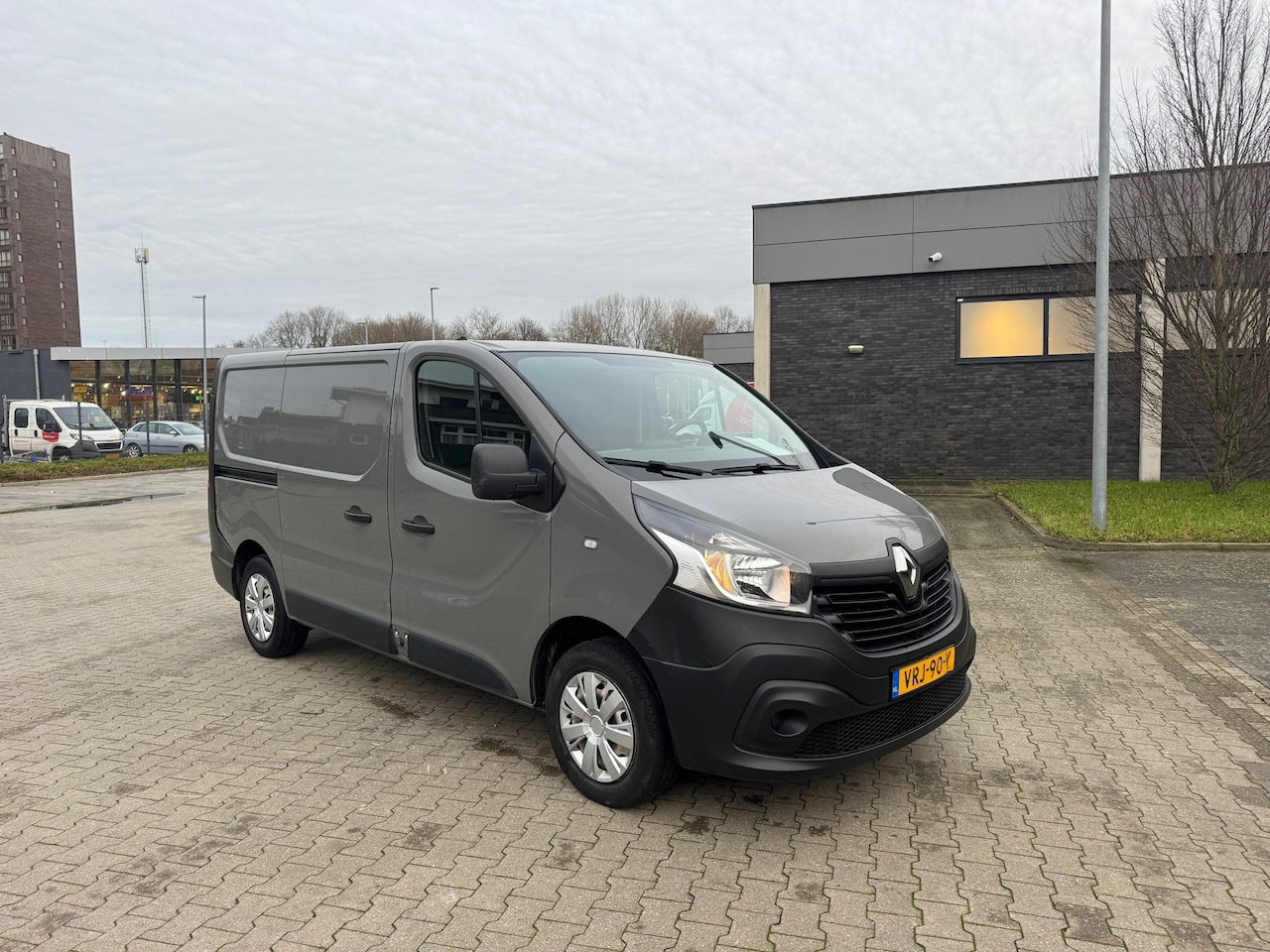 Renault Trafic - 1.6 dCi T27 L1H1 Comfort 1.6 dCi T27 L1H1 Comfort - AutoWereld.nl