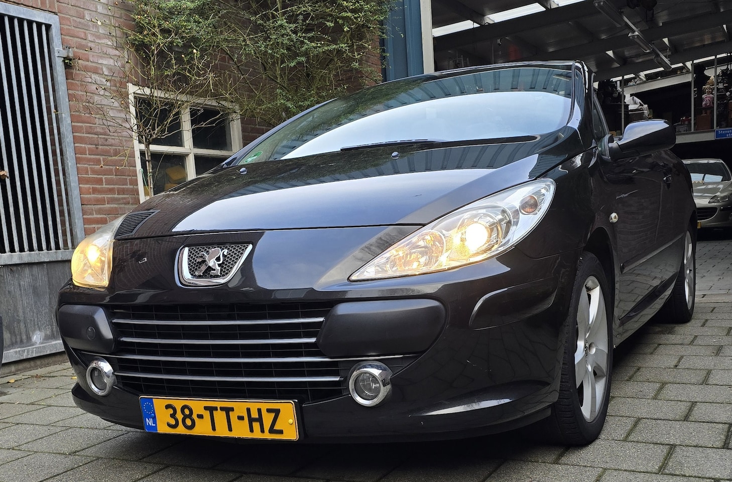 Peugeot 307 CC - 2.0-16V - AutoWereld.nl