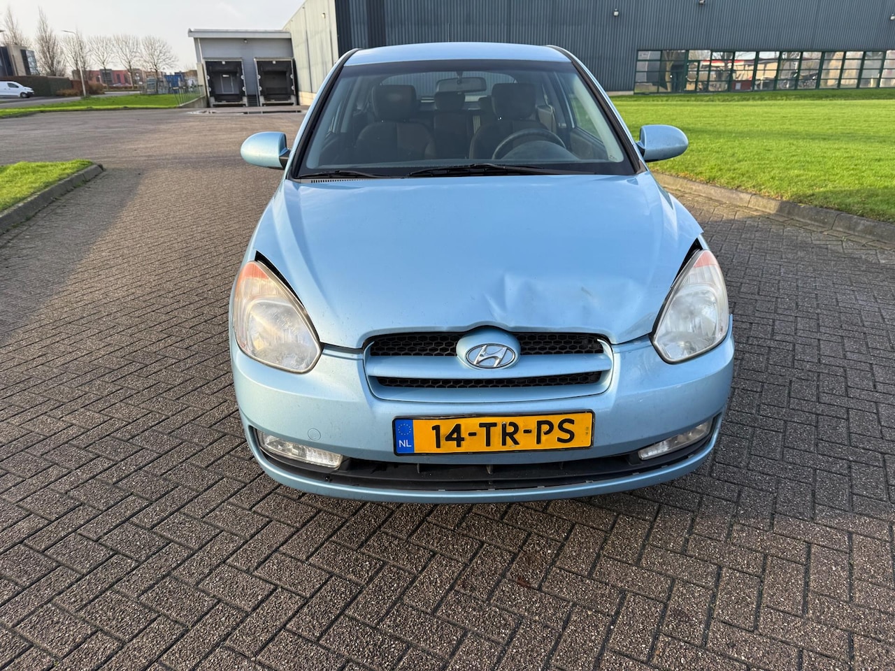 Hyundai Accent - 1.4i Dynamic 1.4i Dynamic - AutoWereld.nl