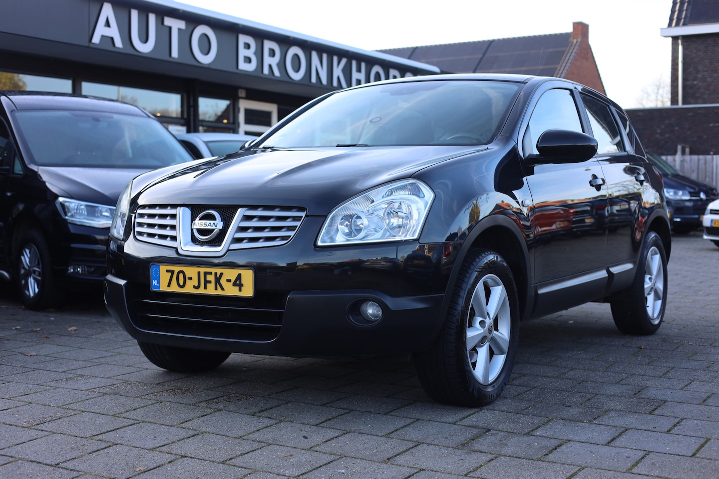 Nissan Qashqai - 1.6 ACENTA | CLIMA| CRUISE | PDC - AutoWereld.nl