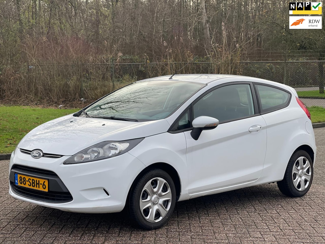 Ford Fiesta - 1.25 Limited/AIRCO/ELECRAMEN VOOR - AutoWereld.nl