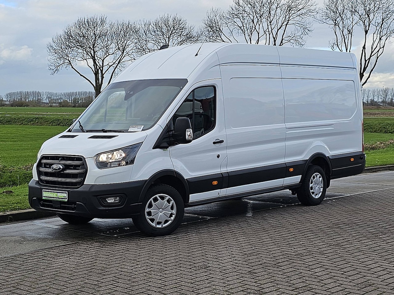 Ford Transit - 350 2.0 TDCI L4H3 Trend RWD 360Camera Navi Euro6 Verlengde-Fabrieksgarantie 130Pk - AutoWereld.nl