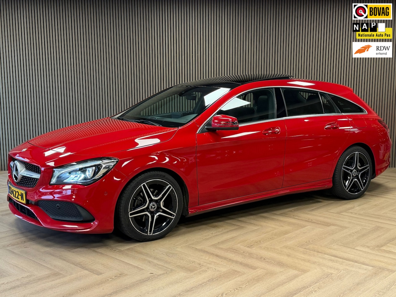 Mercedes-Benz CLA-klasse Shooting Brake - CLA200 AMG AUT PANORAMADAK CAMERA NAVIGATIE MEMORY HARMAN/KARDON STOELVERWARMING CRUISE - AutoWereld.nl