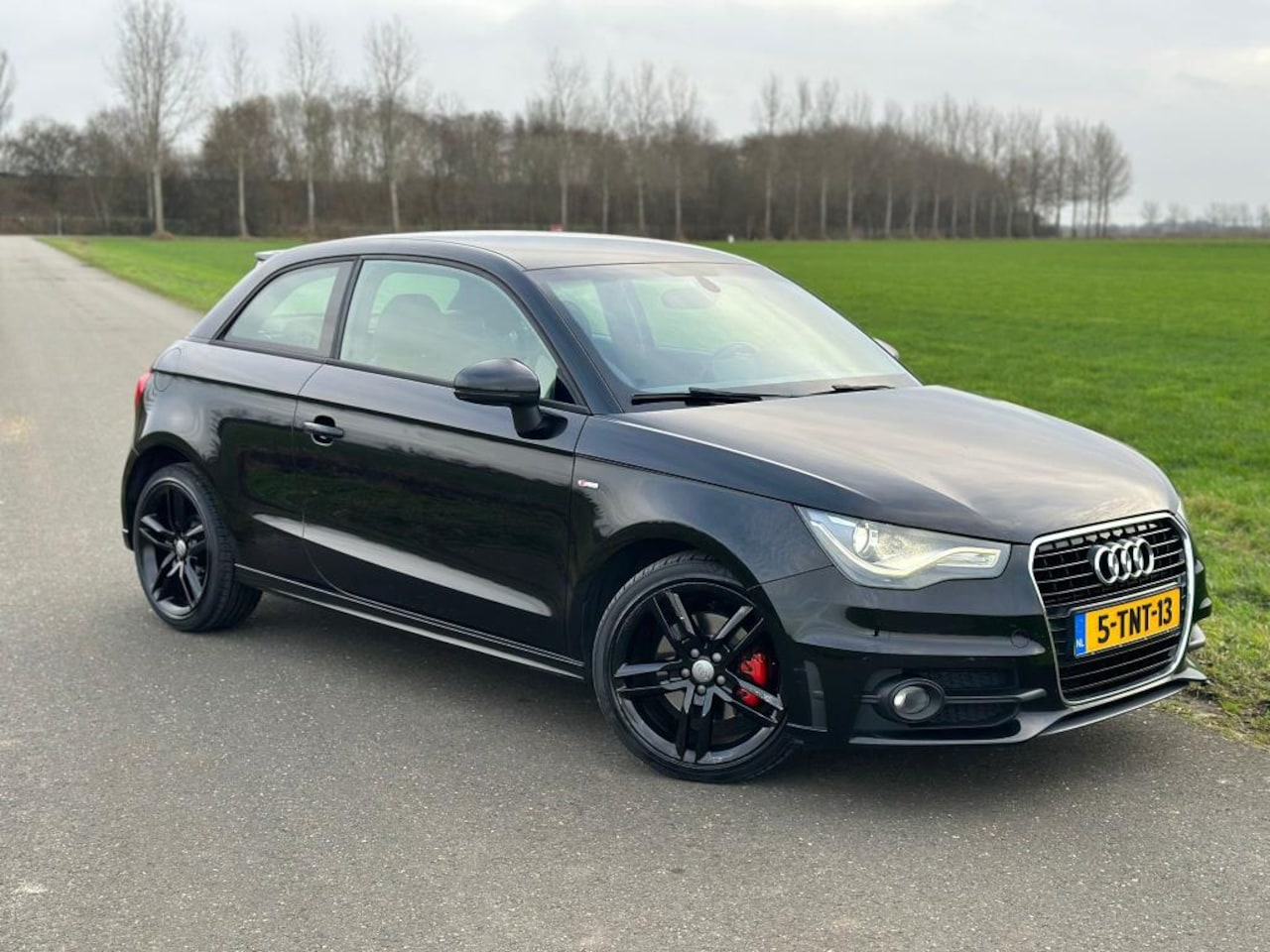 Audi A1 - 1.4 TFSI S-line Automaat (LEDER, 3X S-LINE, CRUISE, XENON, PARKEERSENSOREN, MULTIMEDIA, NL - AutoWereld.nl