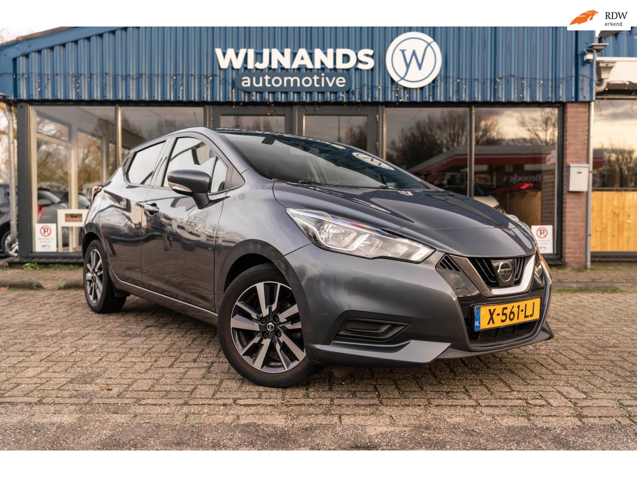 Nissan Micra - 1.0L Visia+ Cruise Multimedia Lichtmetaal Led - AutoWereld.nl
