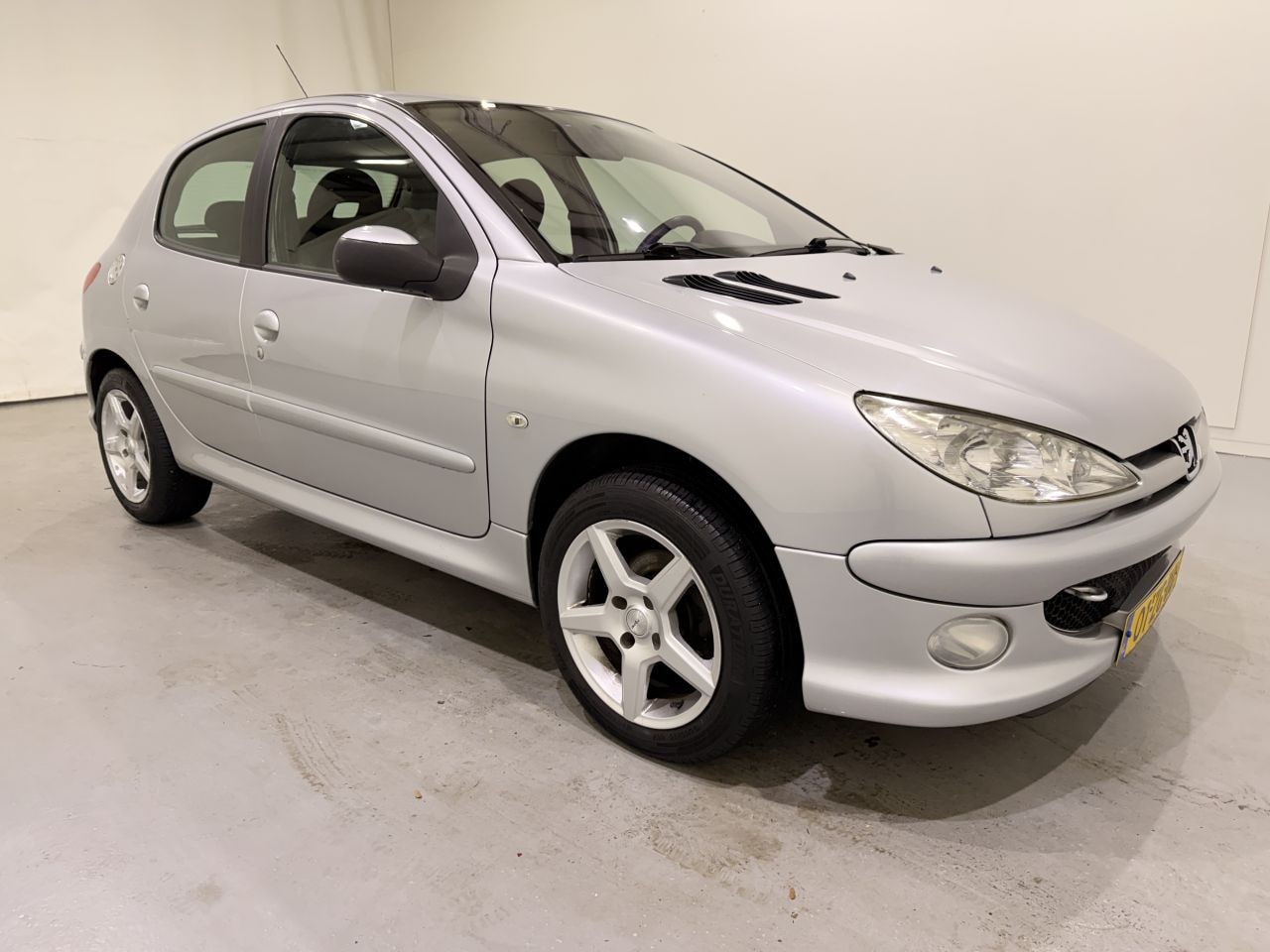 Peugeot 206 - HB 1.4i Air-Line CLIMA/NAP - AutoWereld.nl