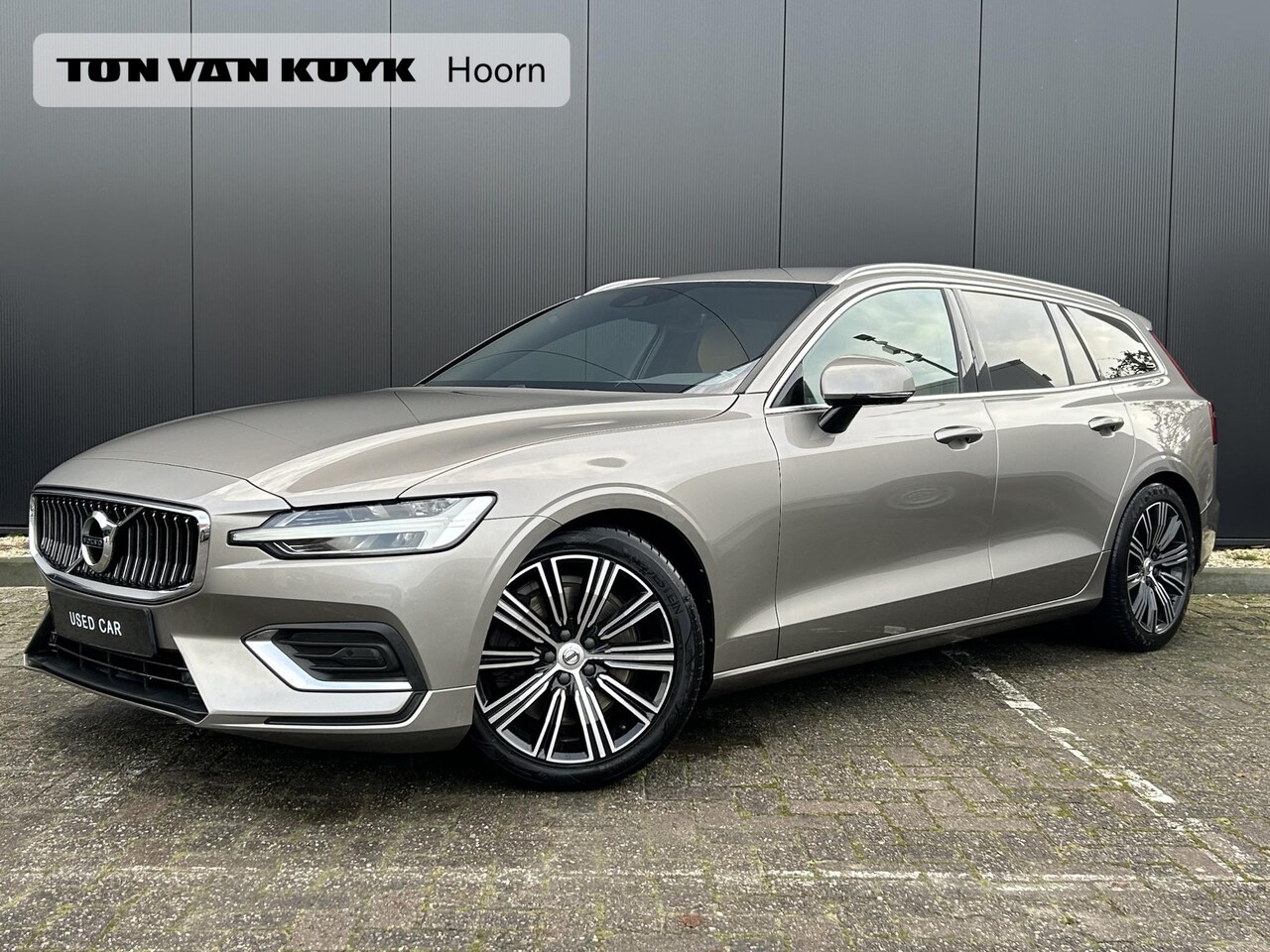 Volvo V60 - 2.0 T5 Inscription Amber Leer / Elektr.verst. best. stoel / stoelverw. / park assist V+A / - AutoWereld.nl