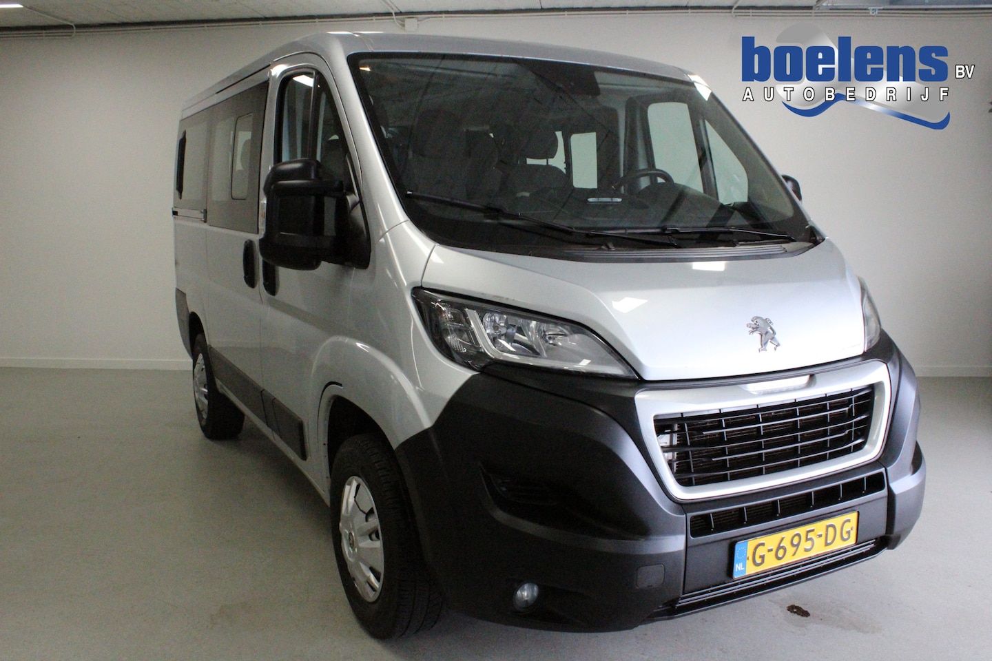 Peugeot Boxer - 330 2.2 BlueHDI L1H1 Premium Pack | INCL-BTW | STANDKACHEL | DAB-RADIO | CRUISE | PDC-A | - AutoWereld.nl