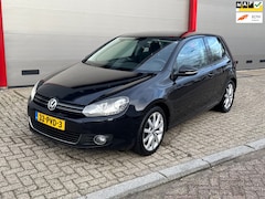 Volkswagen Golf - 1.2 TSI Highline BlueMotion