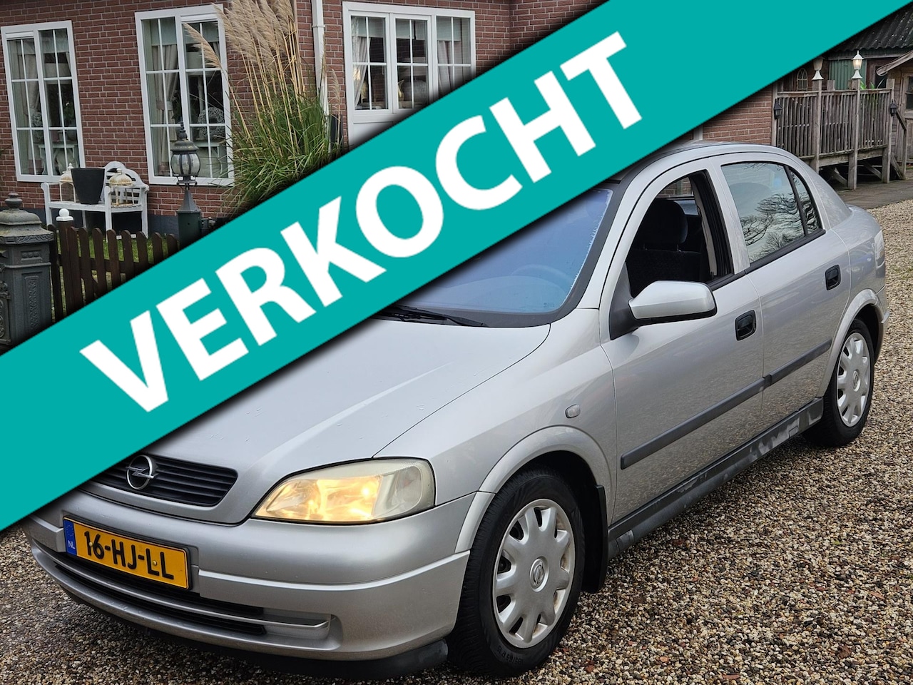 Opel Astra - 1.6 Comfort Automaat Airco - AutoWereld.nl