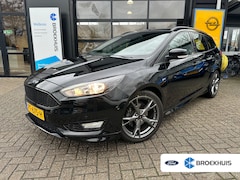 Ford Focus Wagon - 1.0 125PK ST-Line |TREKHAAK| STOEL-, STUUR- EN VOORRUITVERWARMING| NAVIGATIE| PARKEERSENSO