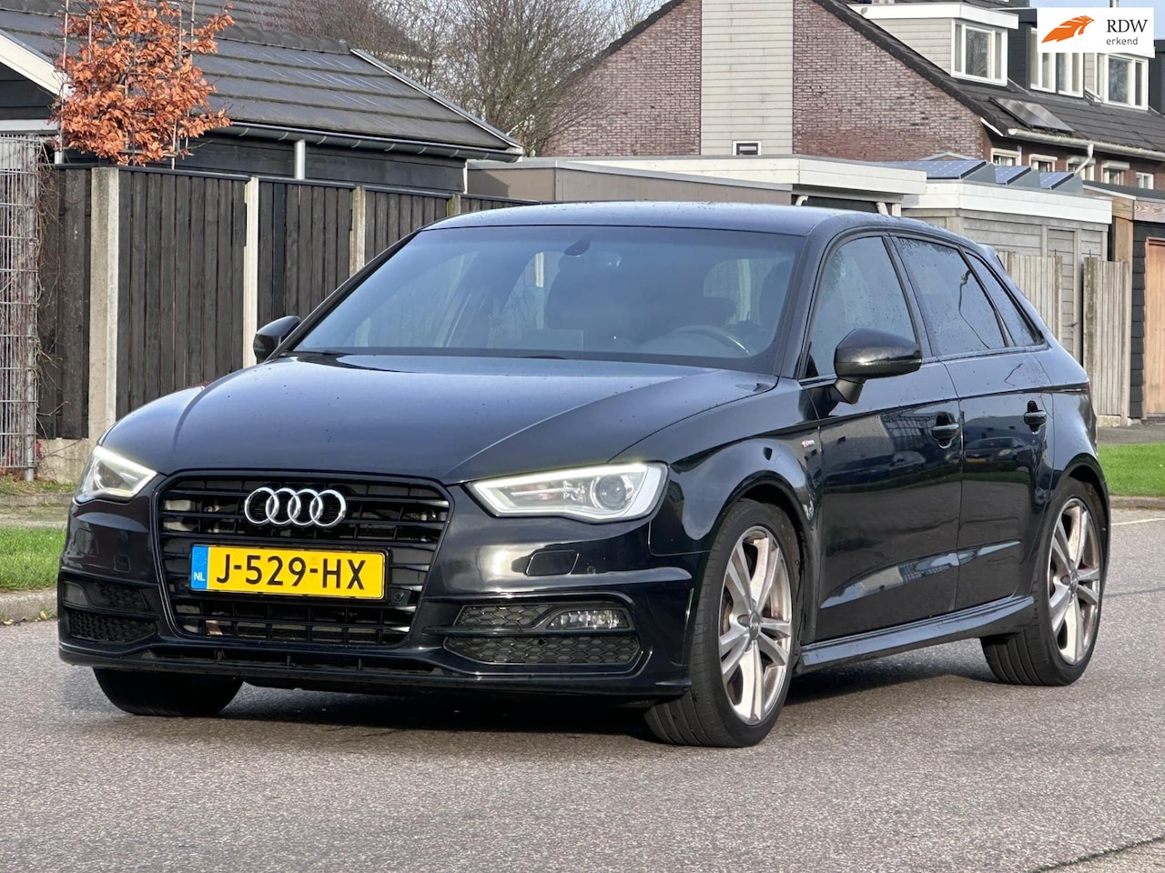 Audi A3 Sportback - 1.8 TFSI Ambition Pro Line S Automaat*5DR*Navigatie*Cruise*Clima*Stoelverwarming*LM velgen - AutoWereld.nl