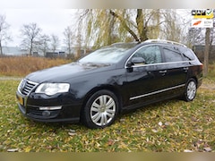 Volkswagen Passat Variant - 1.4 TSI Highline BlueMotion automaat*airco*cruise*navi*leer