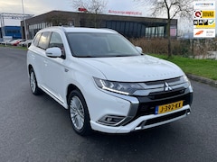 Mitsubishi Outlander - 2.4 PHEV Intense, Aut, Cam, Stoelverw, Carplay, Cruise, Keyless, 1e eig afk, Geen import,