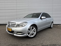 Mercedes-Benz C-klasse - 180 Avantgarde Facelift Dealer OH Trekhaak stoelverwarming 17"
