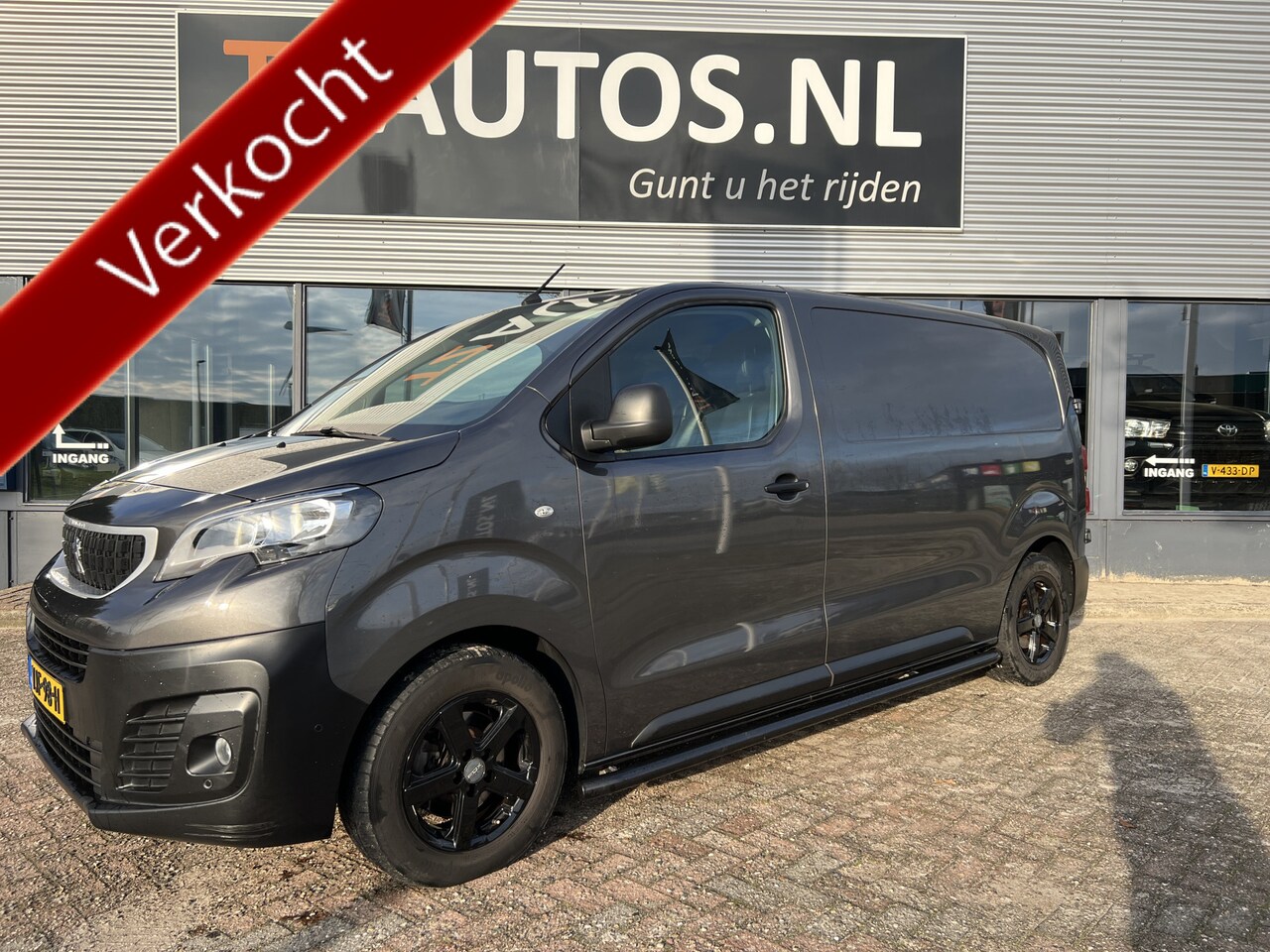 Peugeot Expert - 2.0 BlueHDI 120 Premium Automaat/Camera/Navi/LM Velgen/Sidebars - AutoWereld.nl