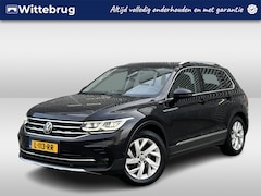 Volkswagen Tiguan - 1.5 TSI Business+ / Digitaal dashboard / Navigatie / Dodehoek / 360 camera / Zwenkbare tre