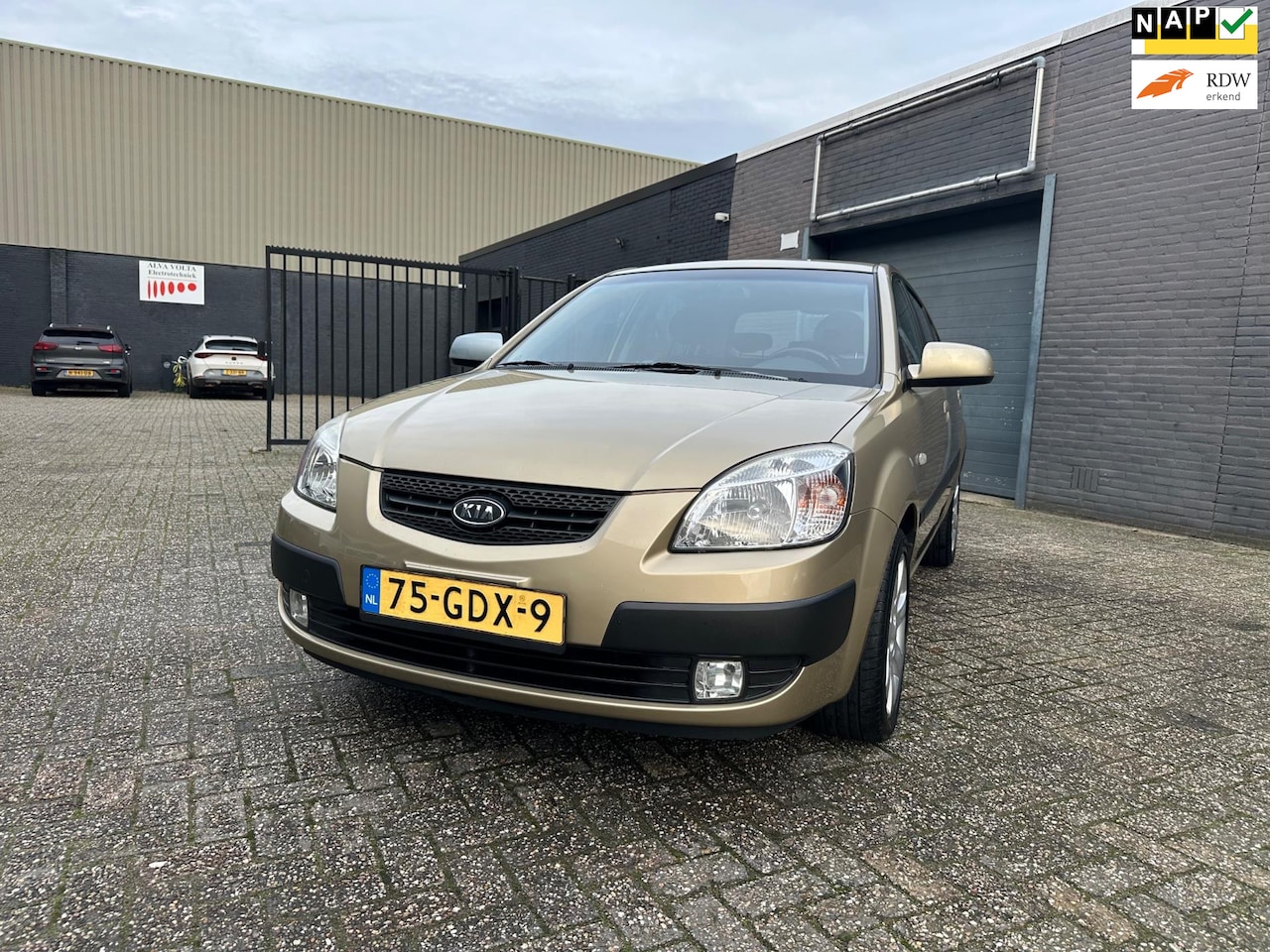Kia Rio - 1.4 X-pect Airco Carplay Elek. Pakket LM-Wielen APK NAP. - AutoWereld.nl