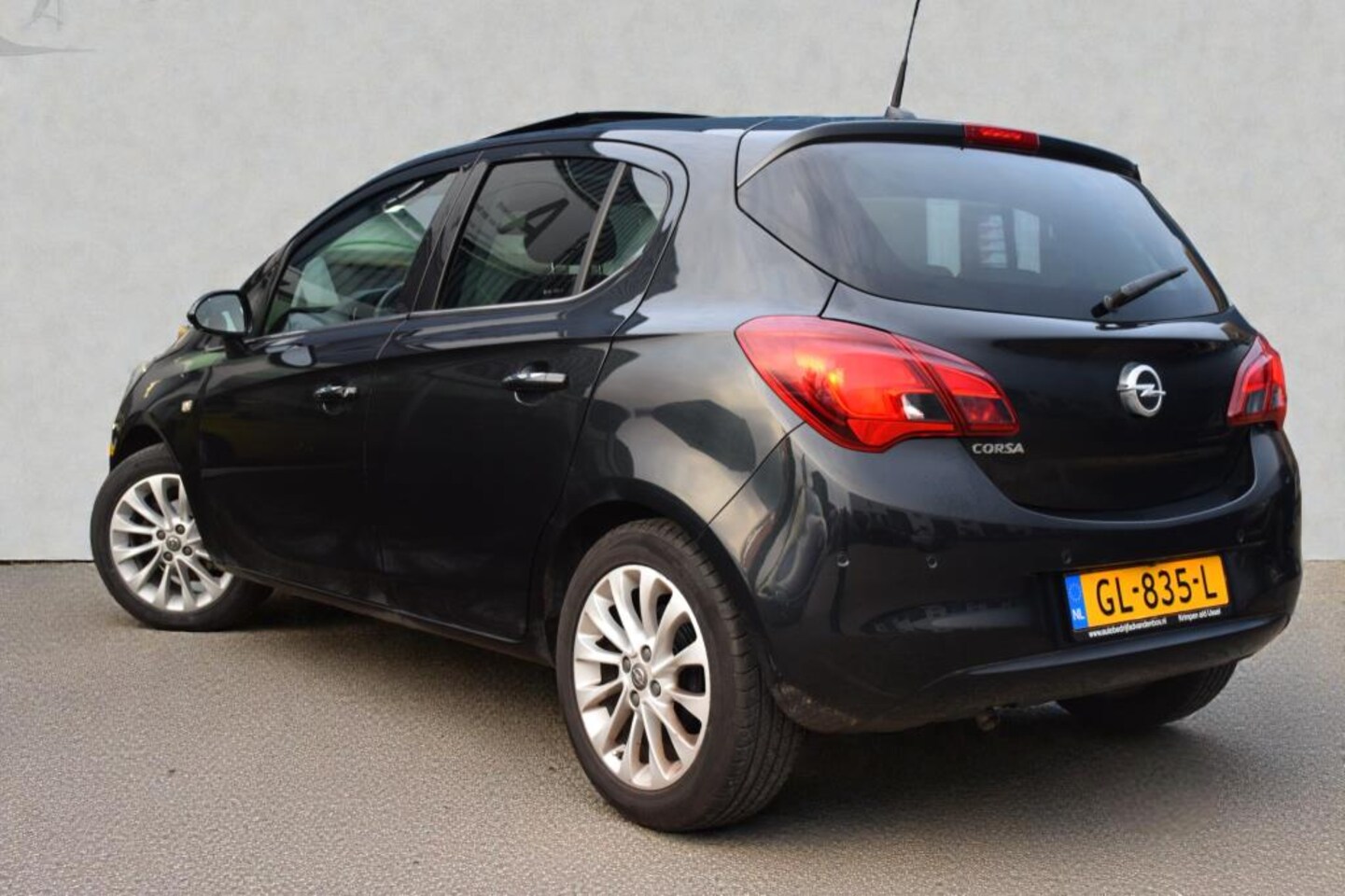 Opel Corsa - 1.4 Cosmo 1.4 Cosmo, stoel- en stuurverwarming, apple carplay, half lederen bekleding, schuifdak