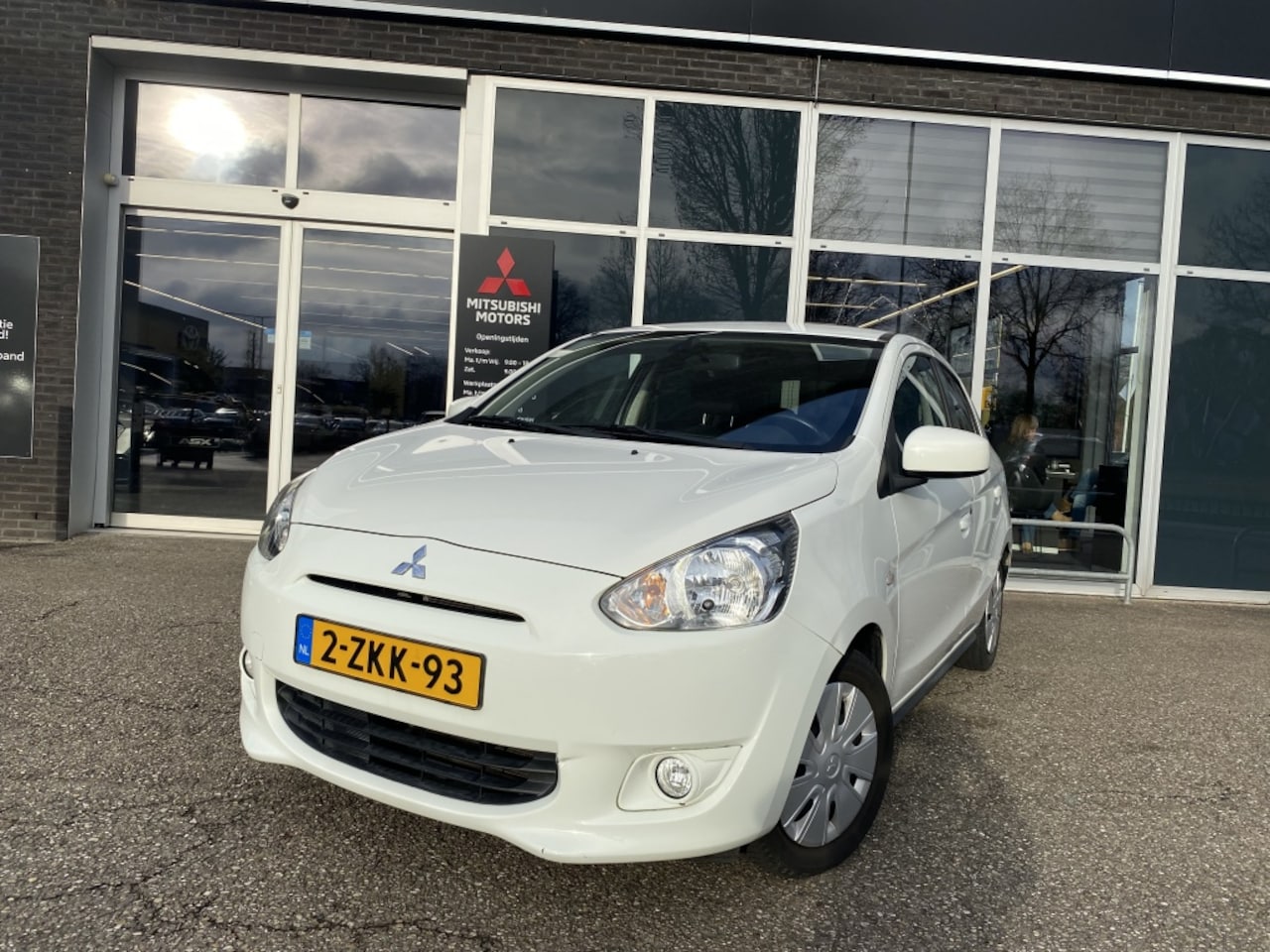 Mitsubishi Space Star - 1.0 Bright | Climat Control | (65919km!!) - AutoWereld.nl