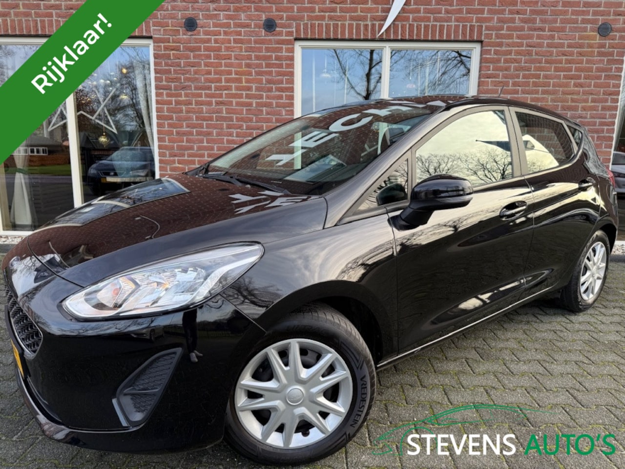 Ford Fiesta - 1.0 EcoB. Connected RIJKLAAR / INCL GARANTIE / NAVI / CRUISE / A - AutoWereld.nl