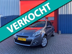 Renault Clio Estate - 1.2 TCE Collection 3e Eig | Cruise | Navigatie