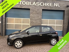 Toyota Yaris - 1.5 Hybrid Active, navi, cruise, climate control
