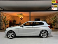 BMW 1-serie - 116i Executive Garantie Afn. Trekhaak StoelVW Navi Keyless Rijklaar