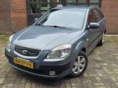 Kia Rio - 1.4 X-pect/ Airco/ Bomvol