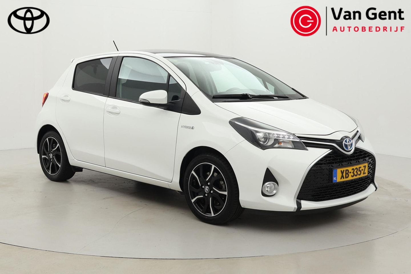 Toyota Yaris - 1.5 Hybrid Dynamic | Panoramadak | Navigatie | Cruise Control | Clima | Camera | 16 inch | - AutoWereld.nl