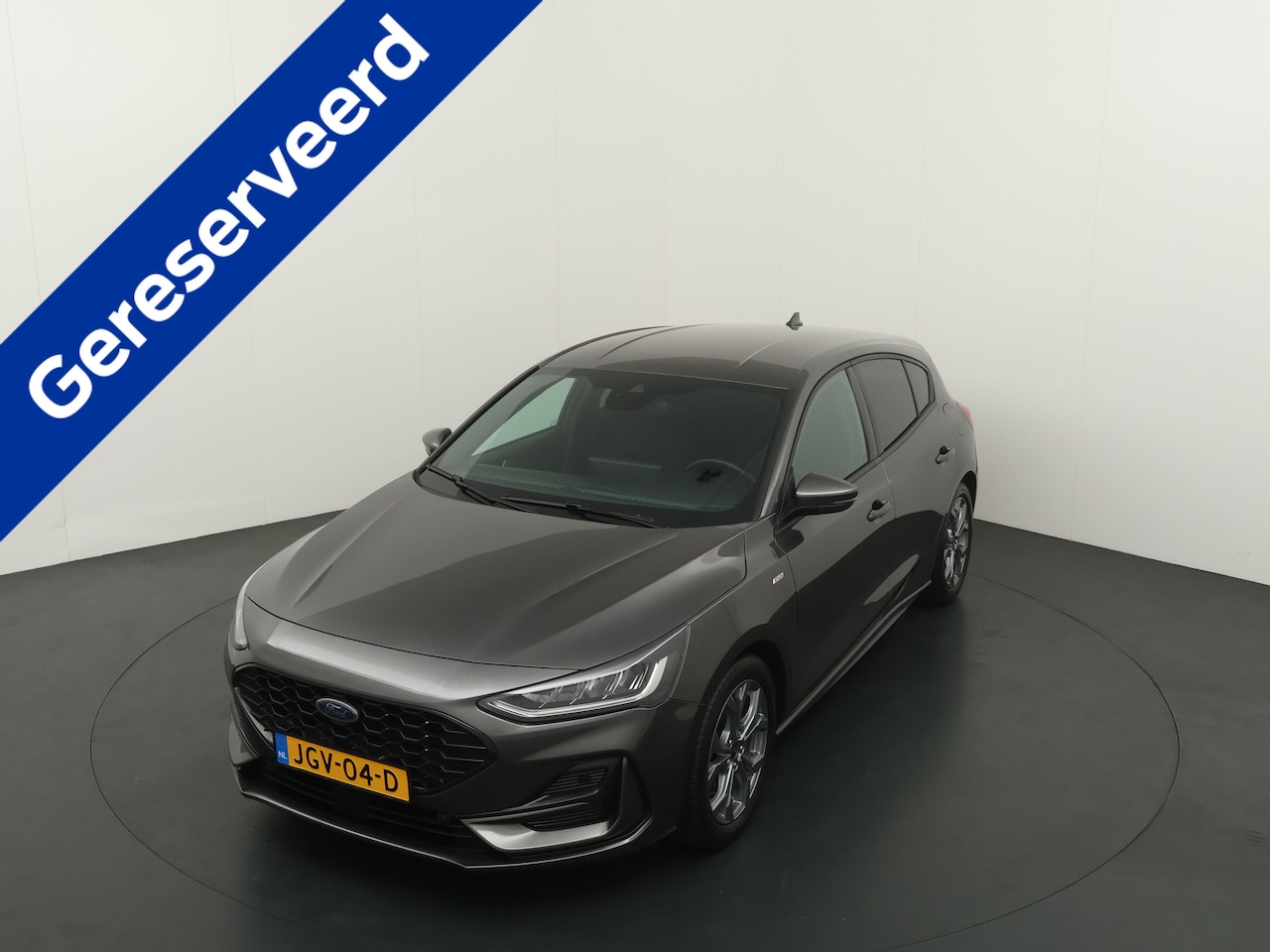 Ford Focus - Ecoboost 125 pk ST-line | Winter Pack | 4 seiz. banden | Navi | Clima | Cruise | Dr. loos - AutoWereld.nl