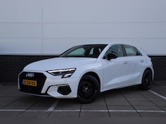 Audi A3 Sportback - 30 TFSI Business edition *LED Koplampen * Navigatie* Clima Allseason * Black Pack