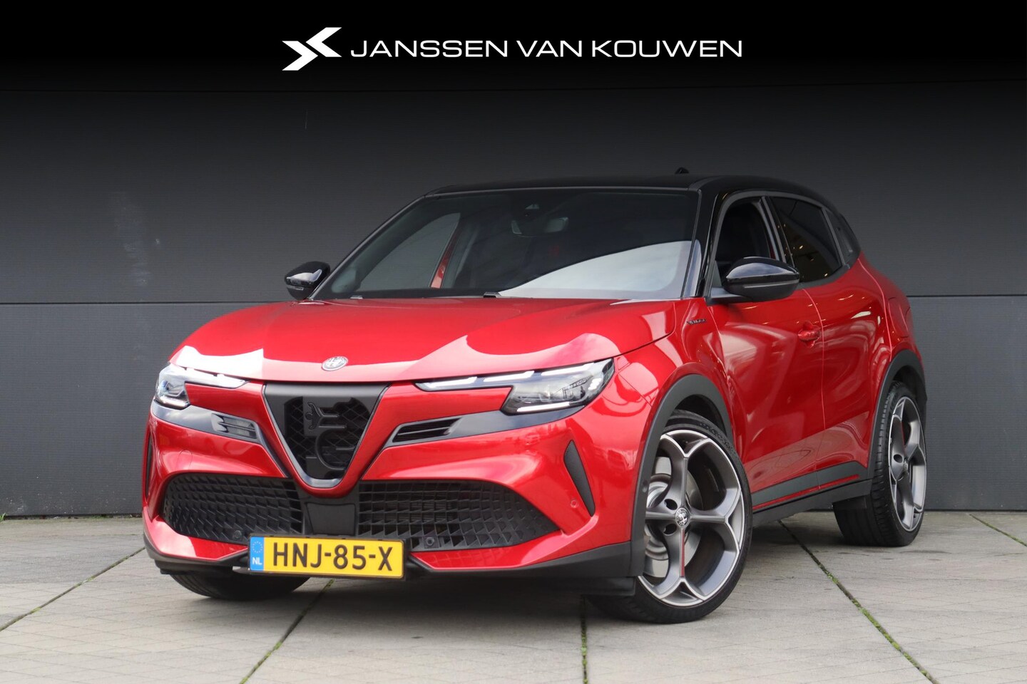 Alfa Romeo Junior - Elettrica Veloce 54 kWh - AutoWereld.nl