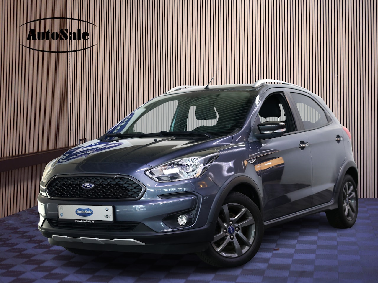 Ford Ka - 1.2 Trend Ultimate Black STOELVW CLIMA '18 - AutoWereld.nl
