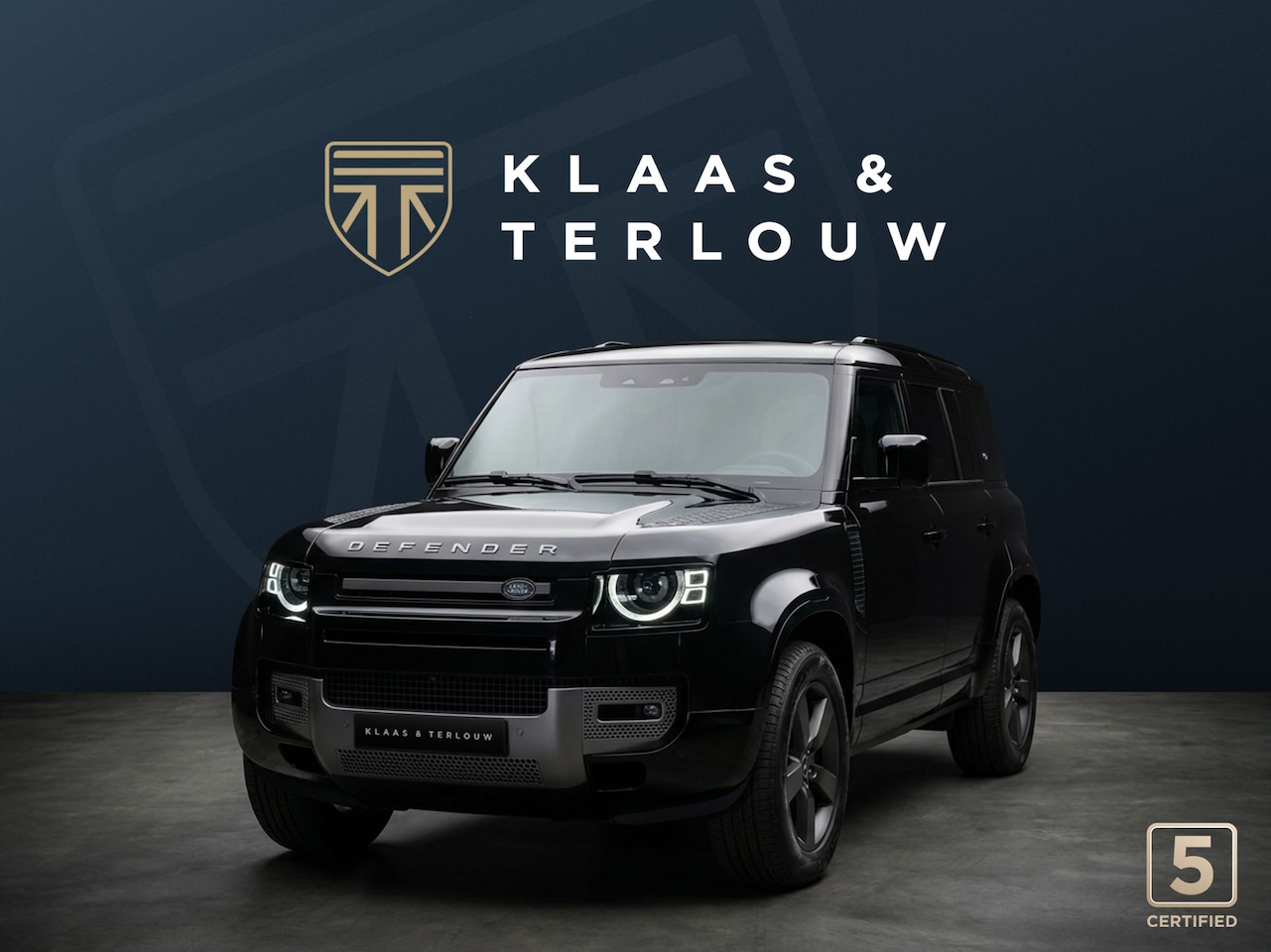 Land Rover Defender 110 - 2.0 P300e 110 X-Dynamic SE HNP € 110.990 / Elec Trekhaak / Cold Climate Pack / Schuifkante - AutoWereld.nl