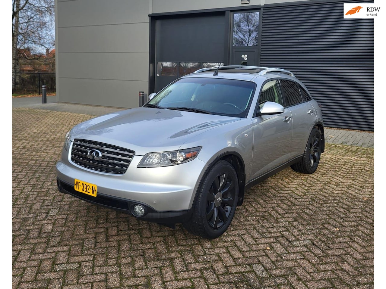 Infiniti FX - INFINITI FX35 Automaat,ACC,Trekhaak,Xenon,APK 12/26! - AutoWereld.nl