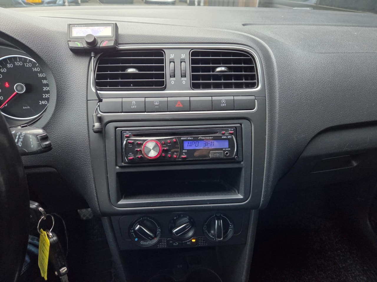 Volkswagen Polo - 1.2 TDI BlueMotion Comfortline 1.2 TDI BlueMotion Comfortline *NIEUWE APK*