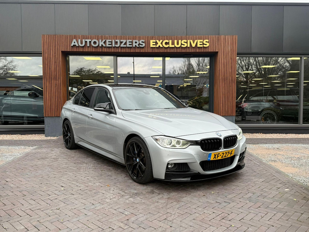 BMW 3-serie - 335i xDrive High Executive 335i xDrive High Executive - AutoWereld.nl