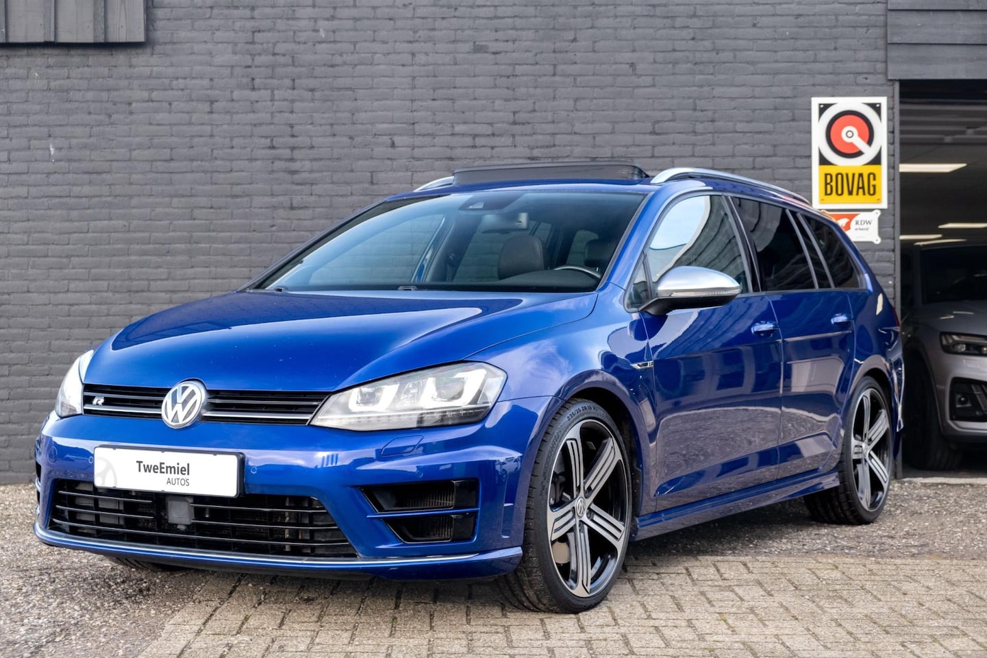 Volkswagen Golf Variant - 2.0 TSI R | Pano | Sfeer | Leder | Camera - AutoWereld.nl
