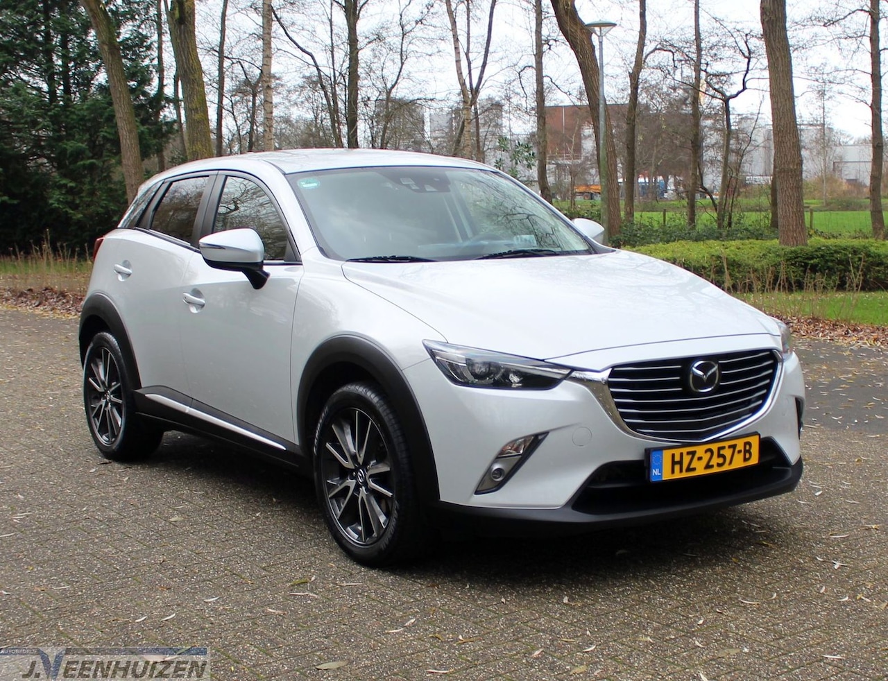 Mazda CX-3 - 2.0 SkyActiv-G 120 GT-M Bj '16 Keurige auto! Leer | Stoelverwarming | Etc - AutoWereld.nl