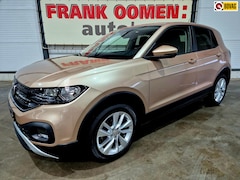 Volkswagen T-Cross - 1.0 TSI 95PK Style + OH historie|Trekhaak|LED|Lane|Dodehoek|PDC|Climate|Cruise|Stoelverw.|